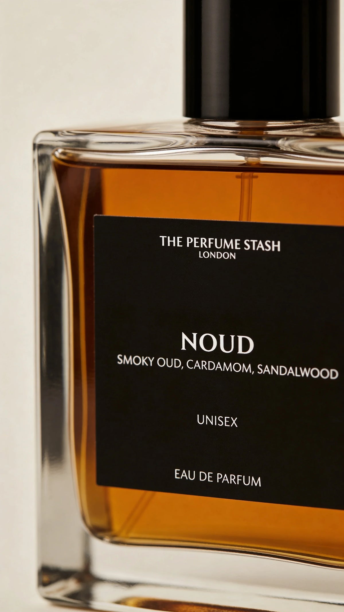 What Does Oud Smell Like in Perfume? | The Perfume Stash London